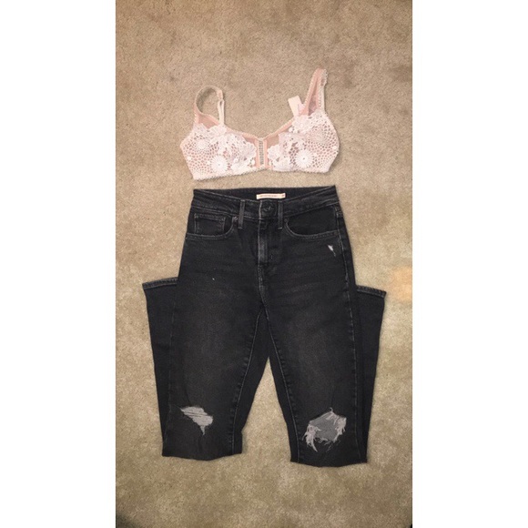 Blown out knee LEVIS - Picture 1 of 2